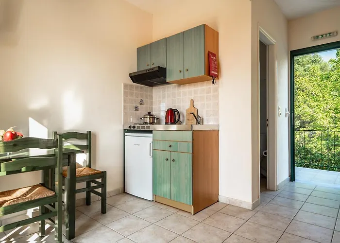 Apartment Anemona 2 *